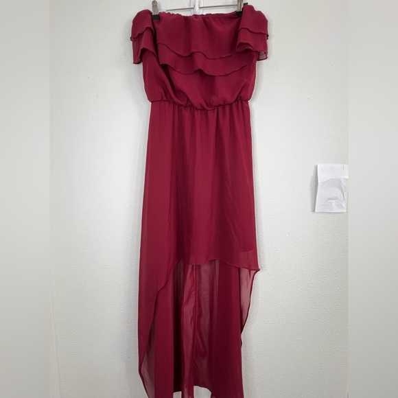 Pompous Girly Women’s Burgundy Off-Shoulder High-Low Dress Size Small 29”-48” - Picture 3 of 10